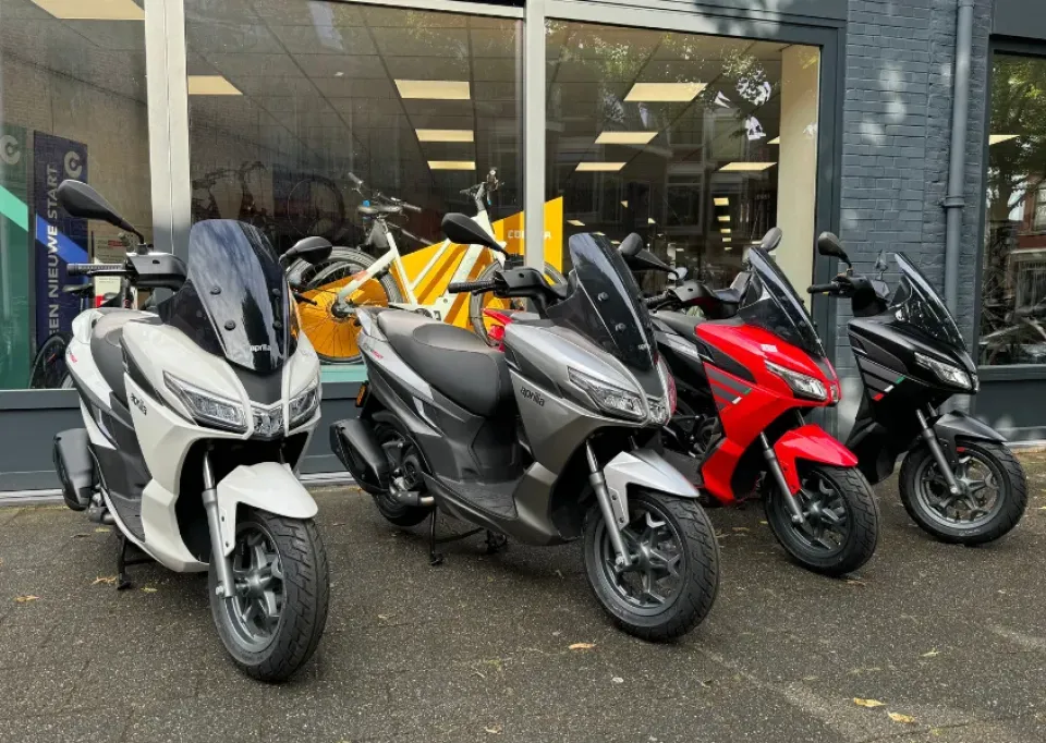 Ontvang nu €600 voordeel bij aankoop van een Aprilia SXR 50!
