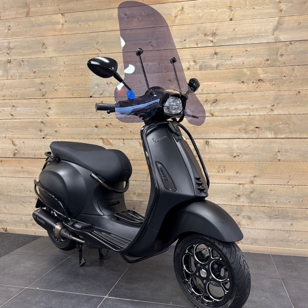 Vespa Sprint 50 S Full Option Akrapovic 25km Mat-Zwart 2022 (FJN-52-K)