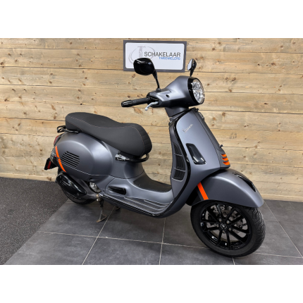 Vespa GTS 300 Supersport Grigio 2023 Full Options Occasion (30-MS-KH)