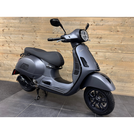 Vespa GTS 300 Supersport Grigio 2023 Occasion