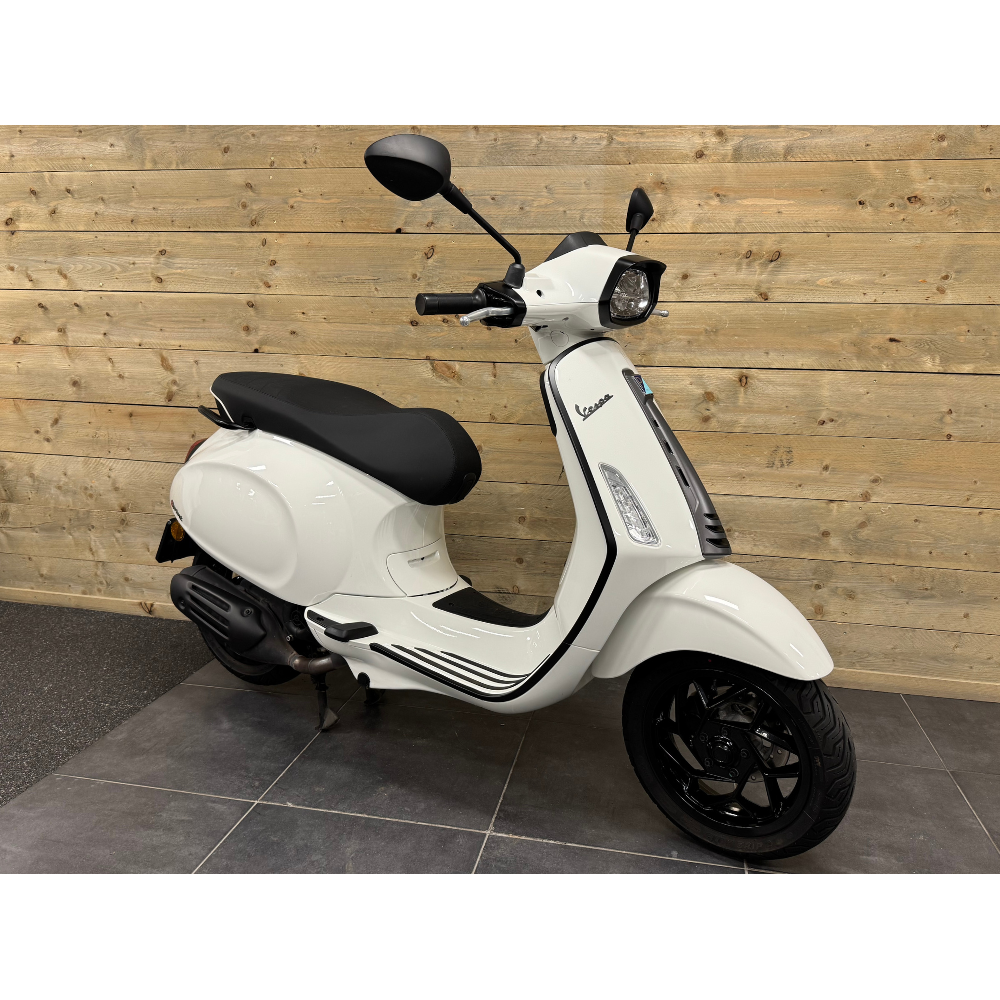 Vespa Sprint 50 S FL E5+ 45km Wit 2024