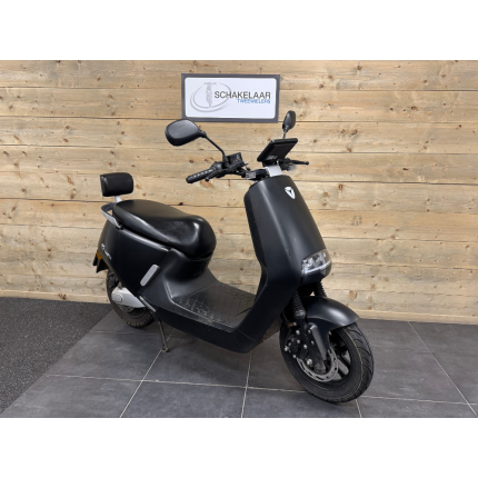 Yadea G5 E-scooter Mat-Zwart 2023 (FNT-61-K)
