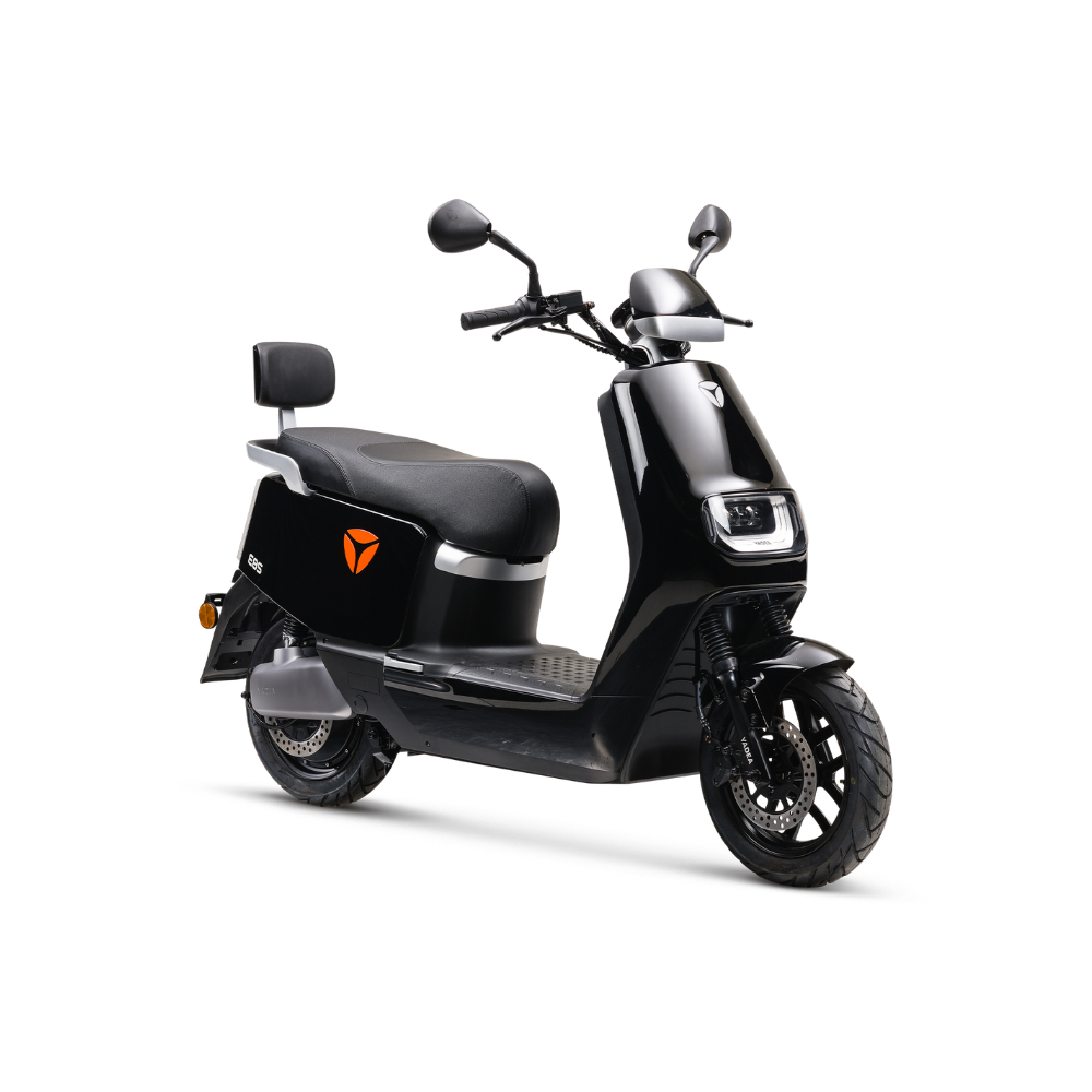 Yadea E8S e-scooter - Black