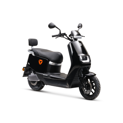Yadea E8S e-scooter - Black